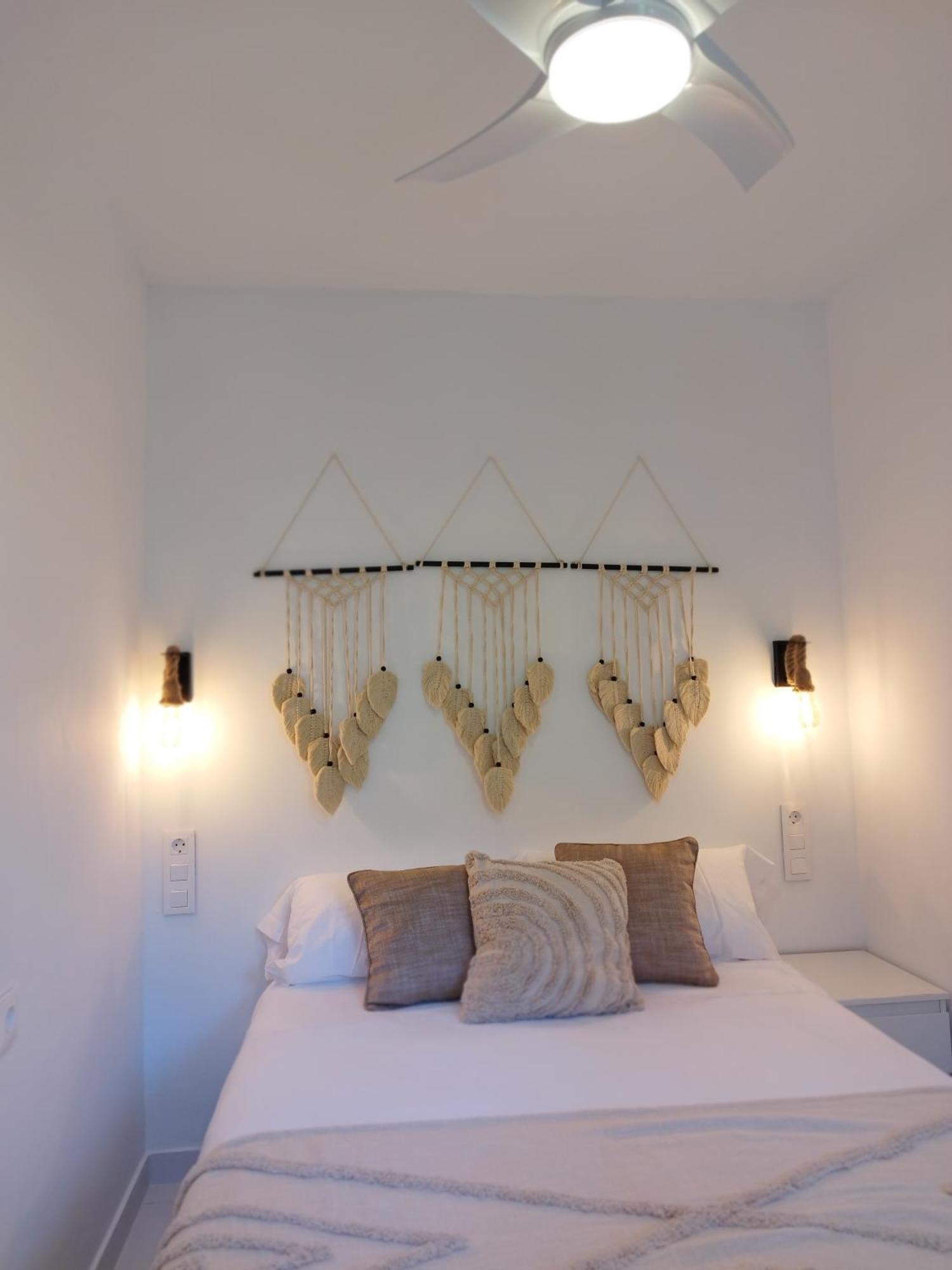Apartamento Playa Levante Benidorm Habitación foto